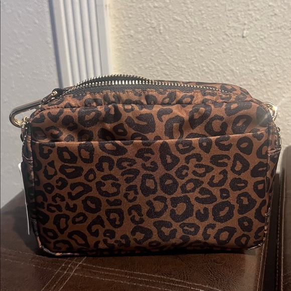 Lululemon Athletica Leopard Print Crossbody Bag - Picture 2 of 7